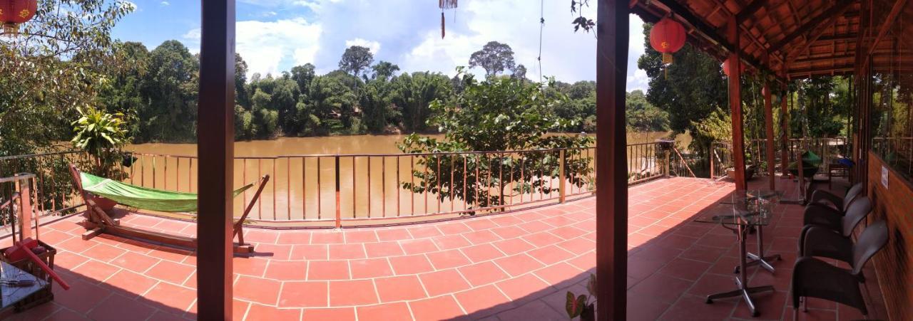 Cat Tien Riverside Екстериор снимка